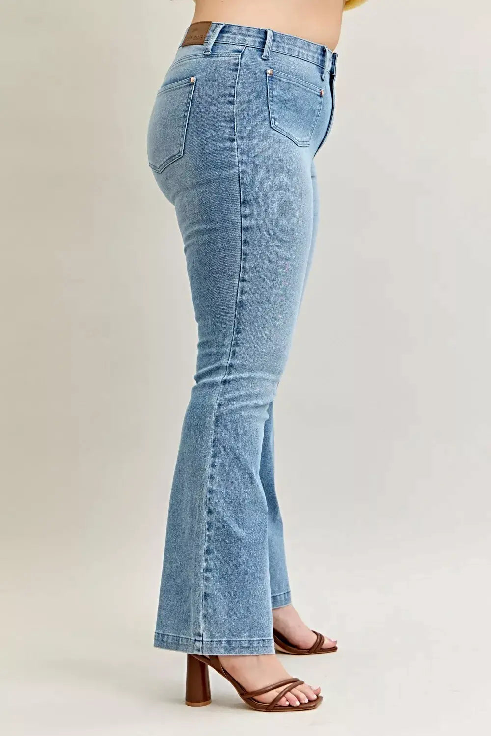 Judy Blue Full Size Mid Rise Bootcut Jeans with Contrast Wash & Front Patch Pockets Plus Size -