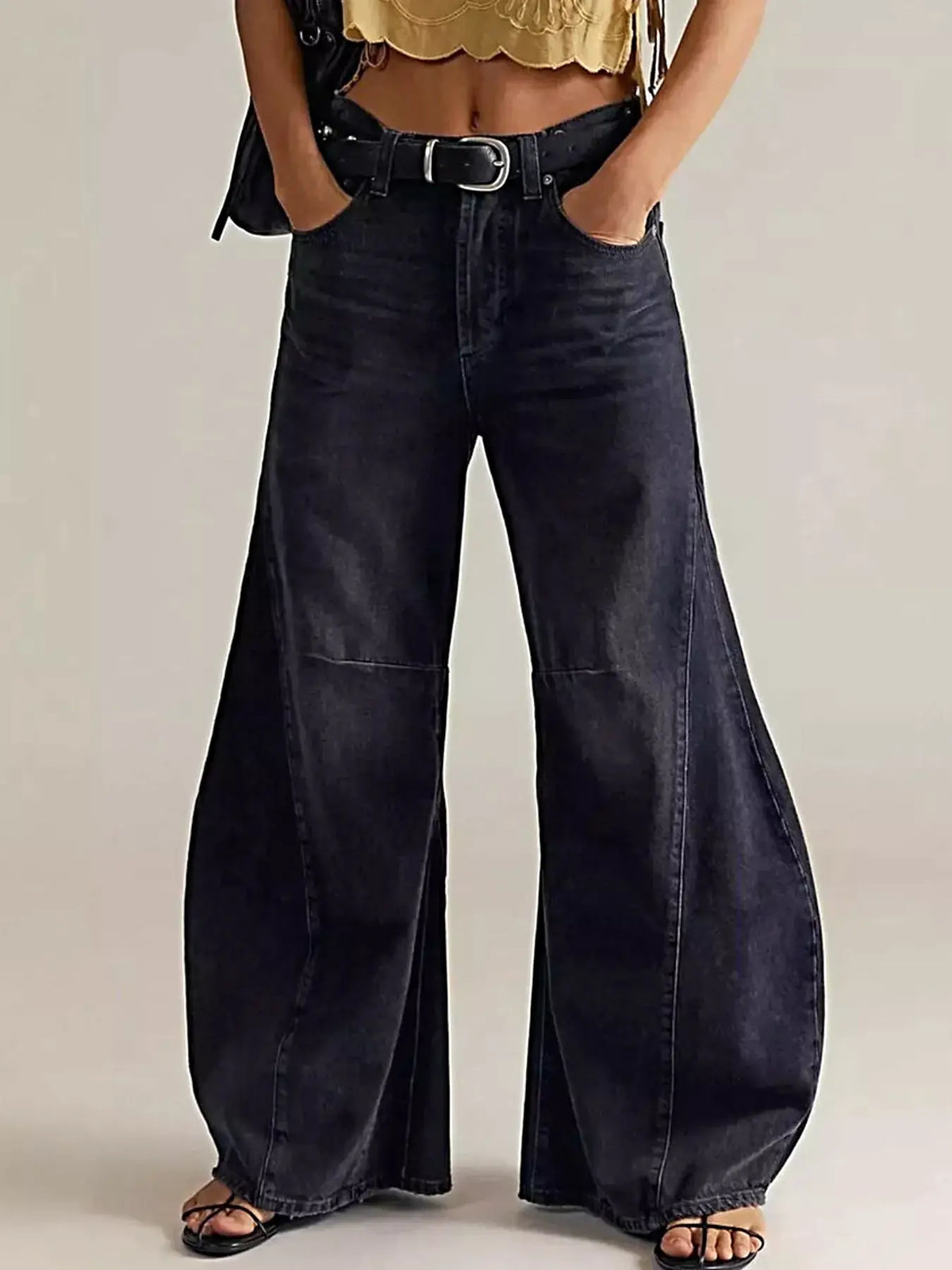 Washed Wide Leg Jeans -