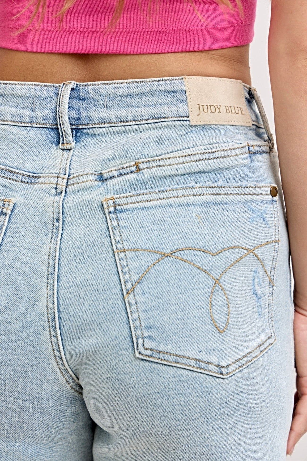 Judy Blue High-Waisted Rigid Magic Dad Short Wwith Cell Phone Back Pockets -