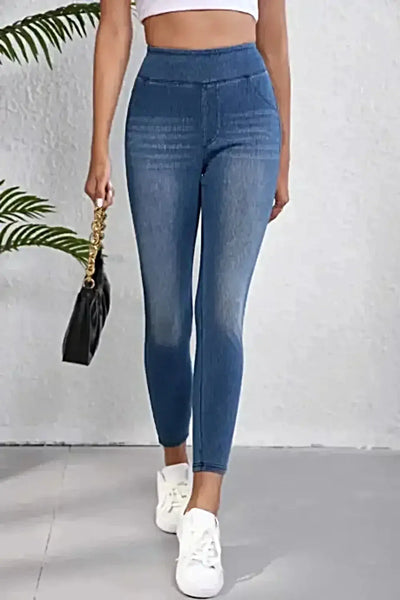 High-Waisted Skinny Jeans -