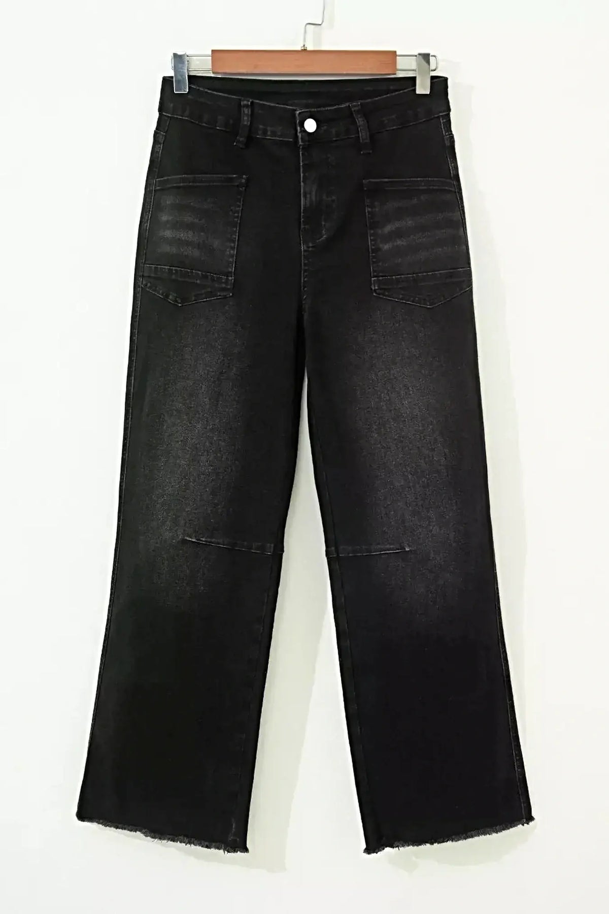 Frayed Cropped Straight Jeans -