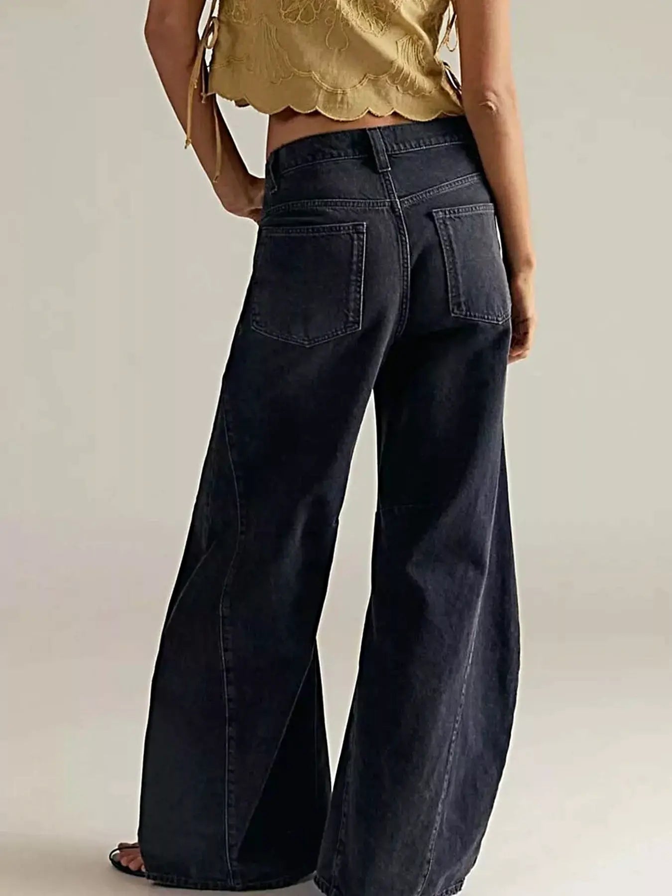 Washed Wide Leg Jeans -