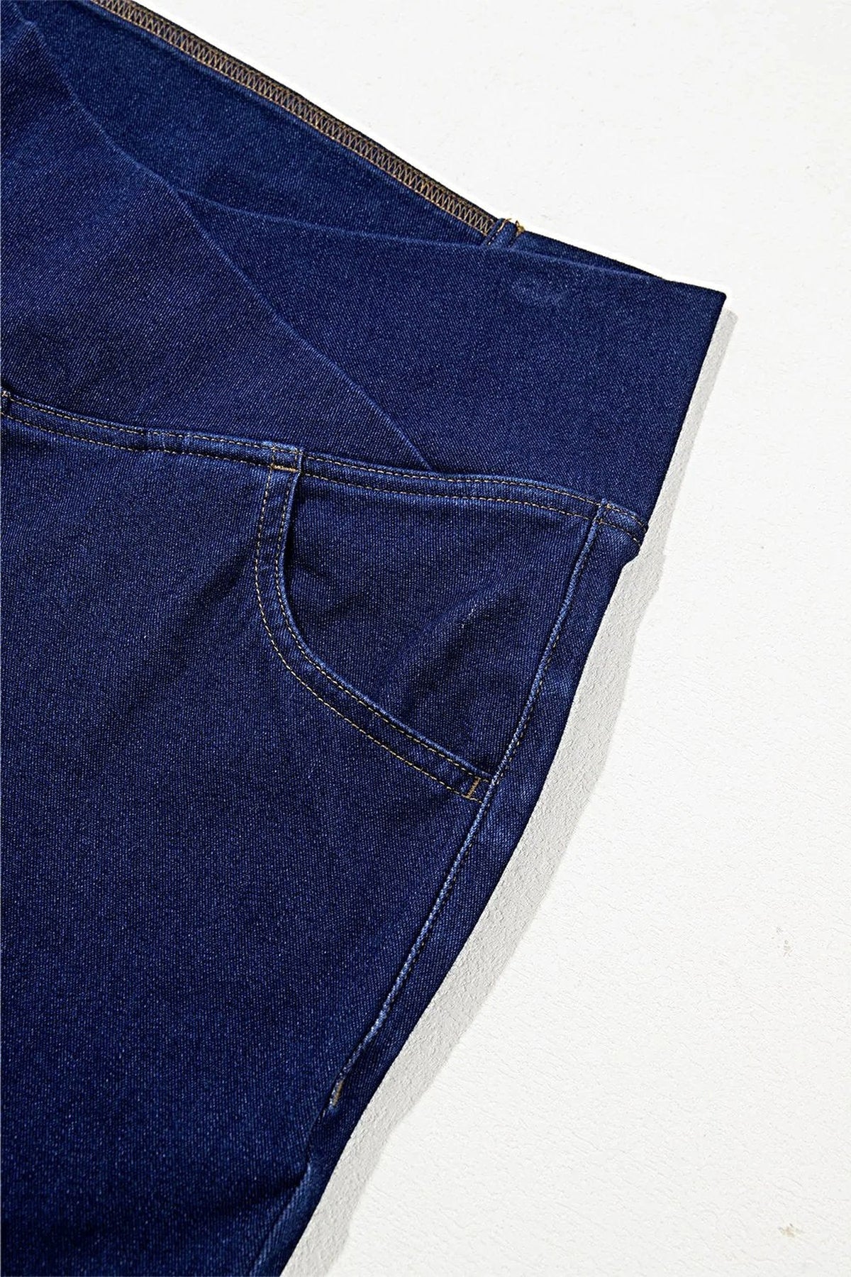 High-Waisted Flare Jeans -