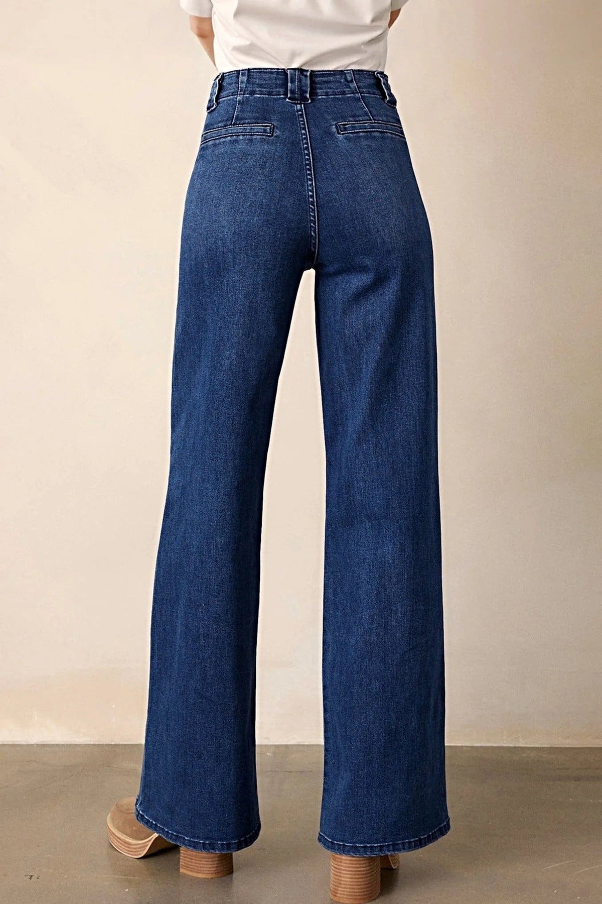 Straight Leg Mid-Rise Shift Jeans -