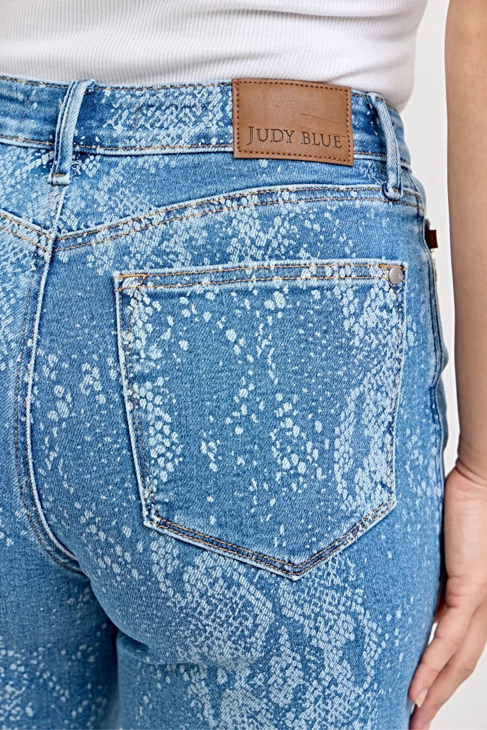 Judy Blue High Rise Ankle Wide Leg Jeans -
