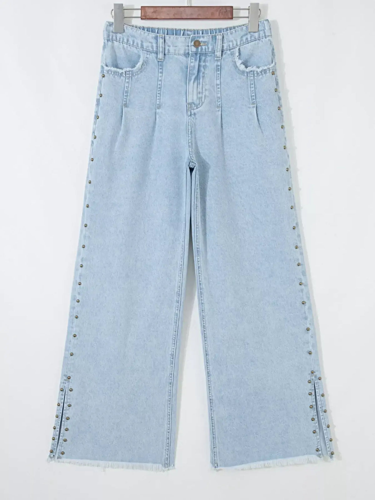 Studded Side Slit Leg Frayed Pocketed Wide Leg Jeans -