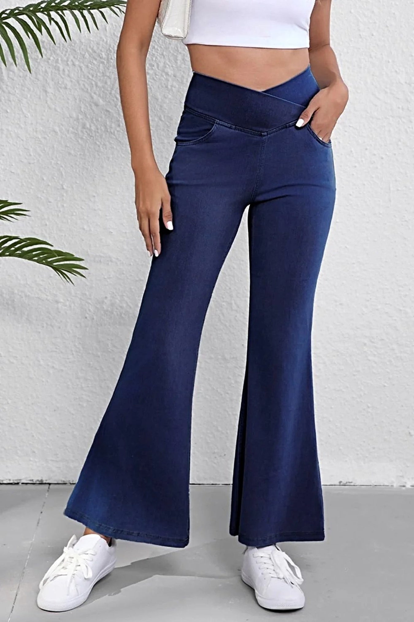 High-Waisted Flare Jeans -