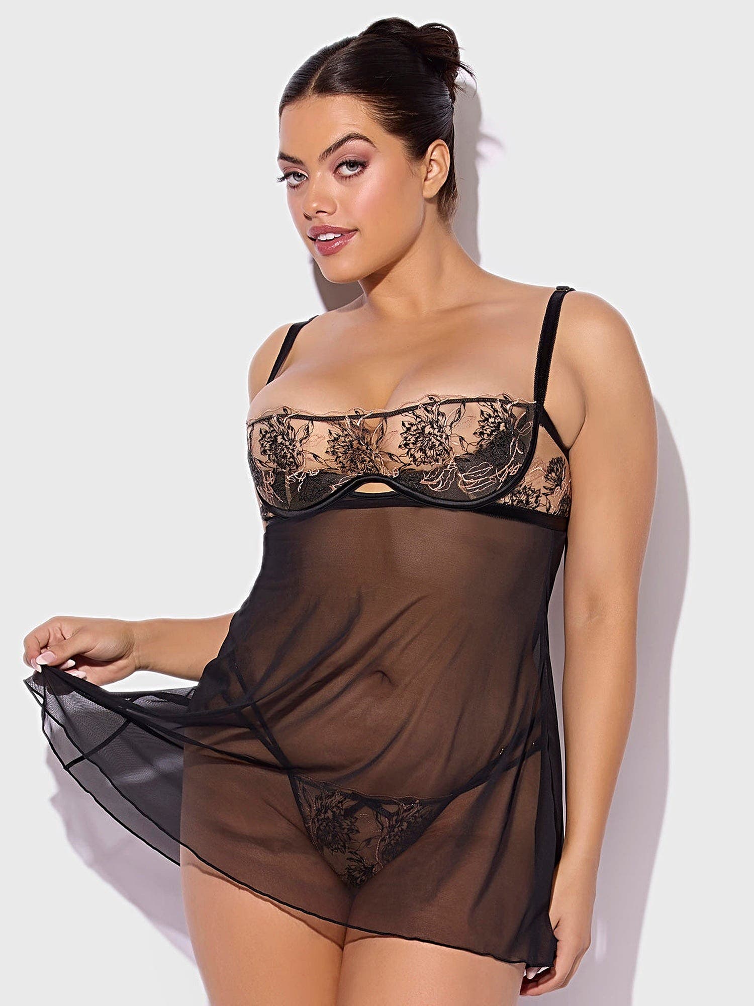DELILAH EMBROIDERED & MESH MONOWIRE BABYDOLL SET -