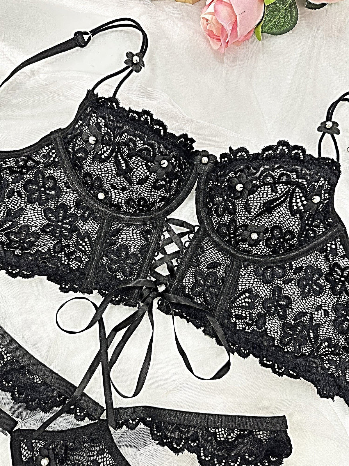 Black Pearls Small Flower Lace Lingerie Set - 2 pcs set