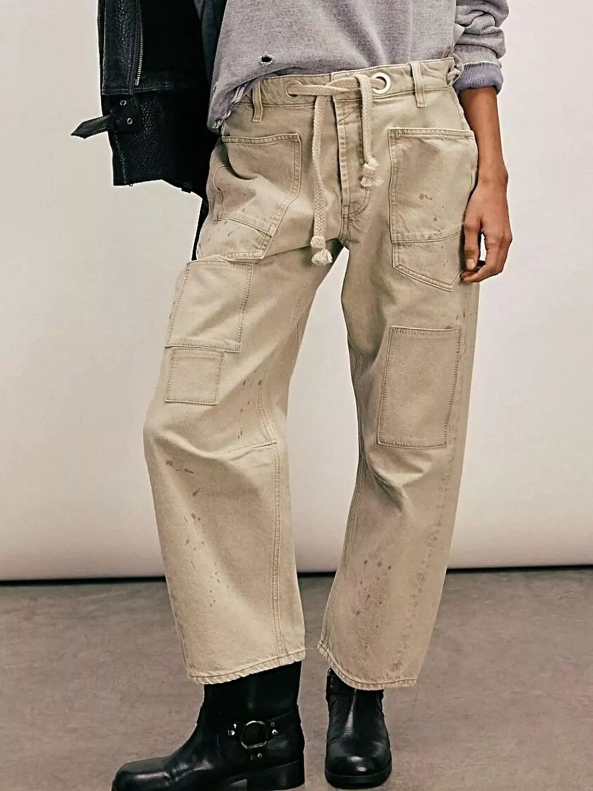 Washed Relaxed Fit Jeans -