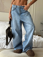 Wide Leg Washed Jeans -