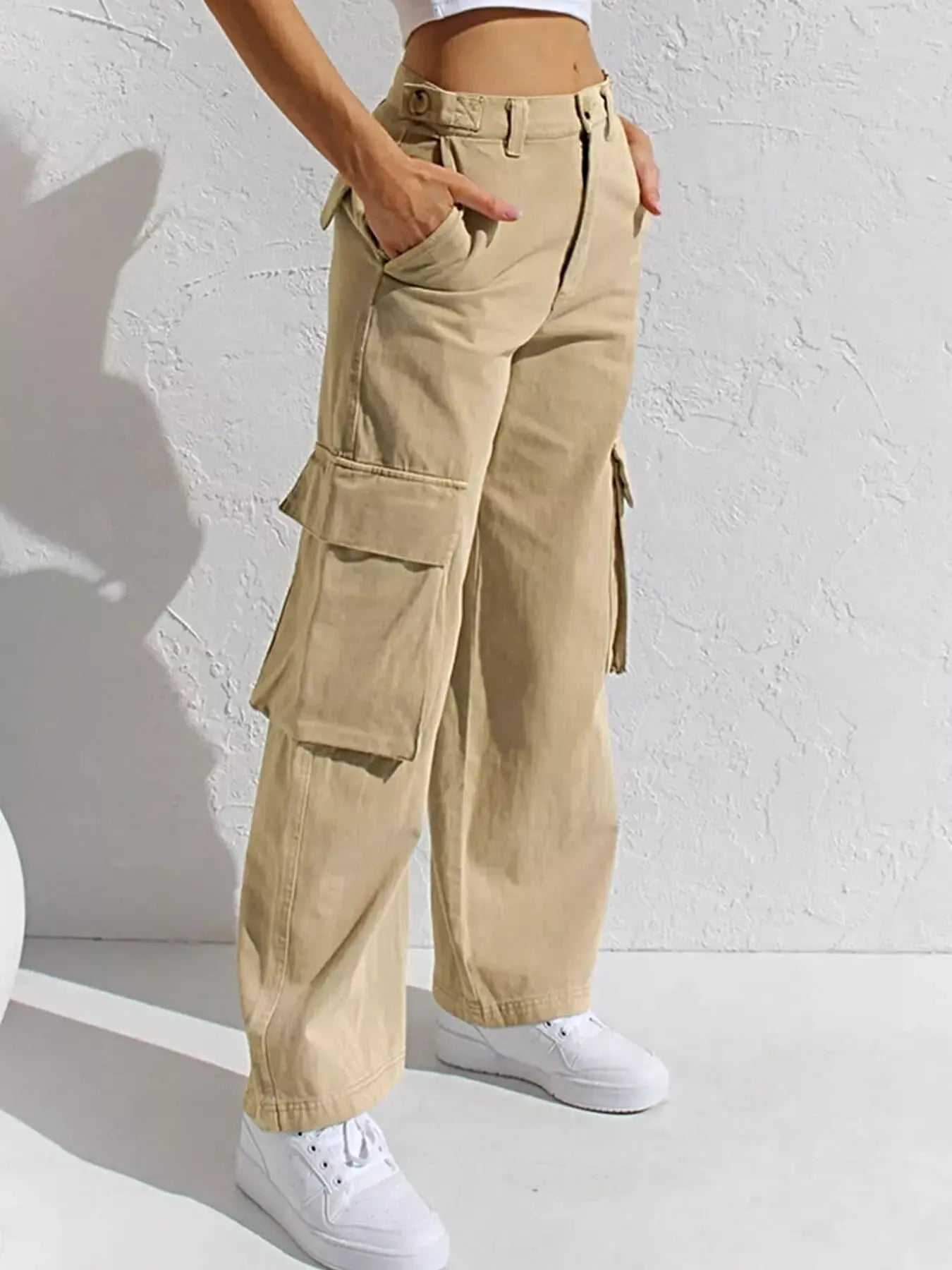High-Waisted Wide Leg Cargo Jeans -