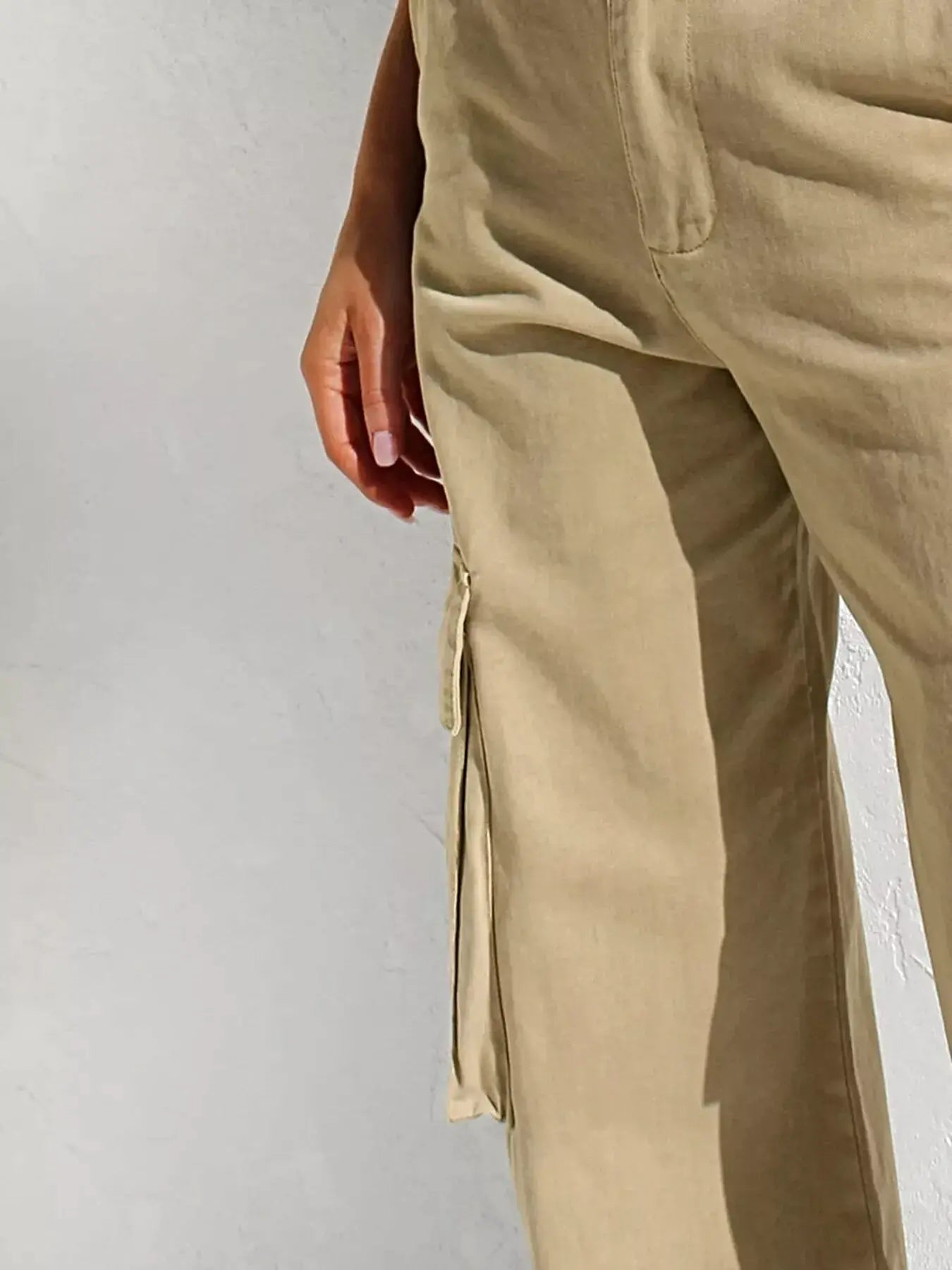 High-Waisted Wide Leg Cargo Jeans -