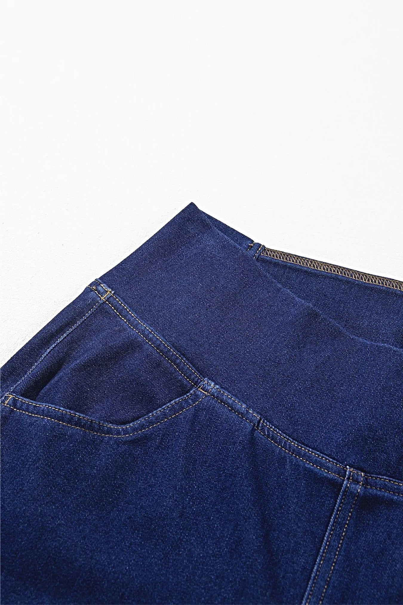 High-Waisted Flare Jeans -