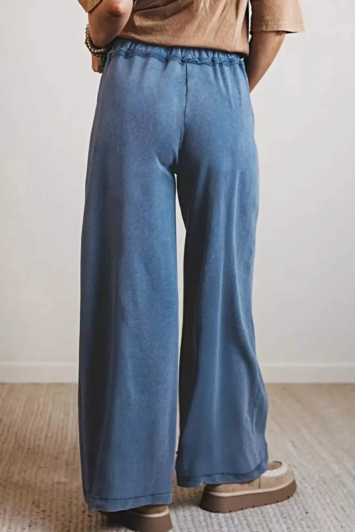 Relaxed Fit Drawstring Jeans -