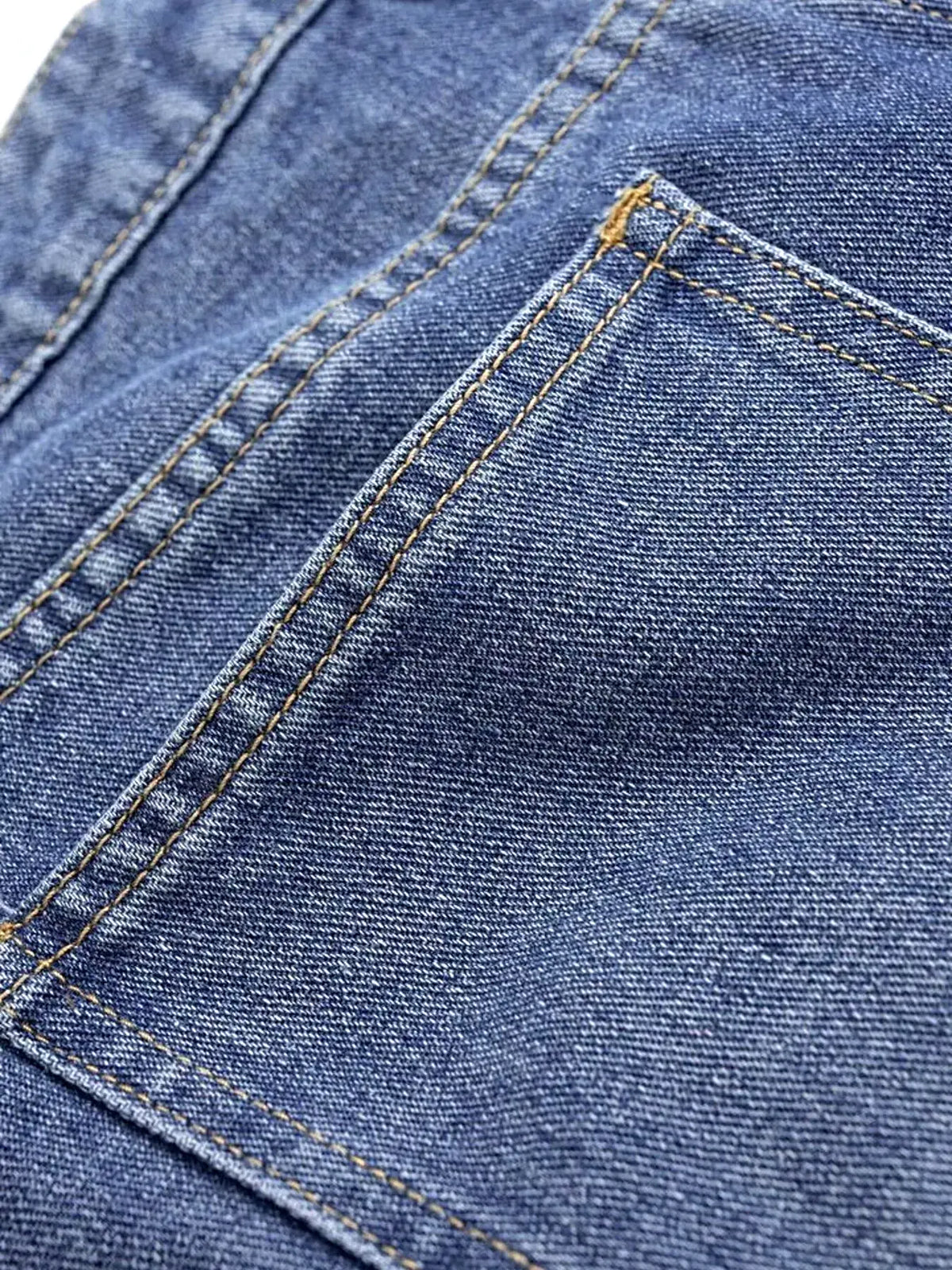 High Waist Wide Leg Jeans -