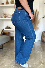 Judy Blue Full Size High Rise Straight Jeans -