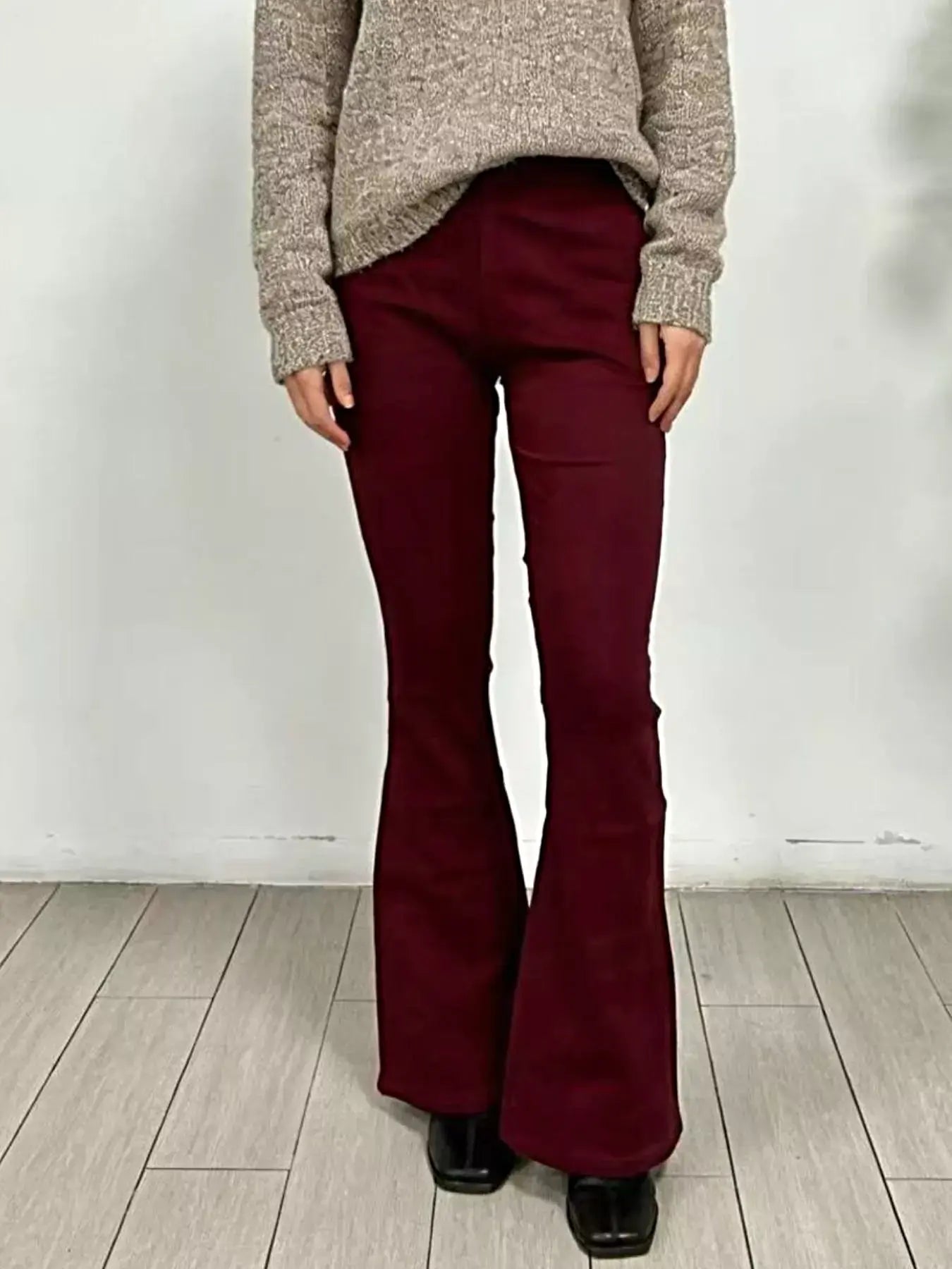 High-Waisted Flare Jeans -