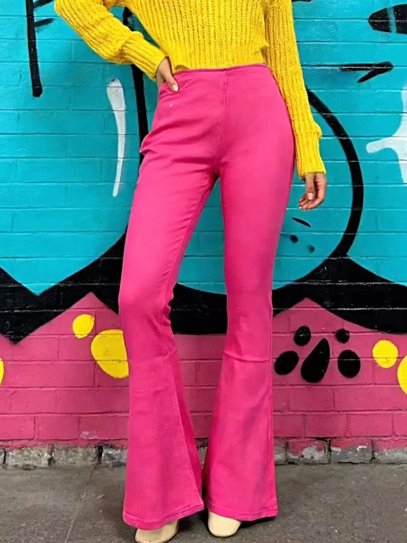 High-Waisted Flare Jeans -