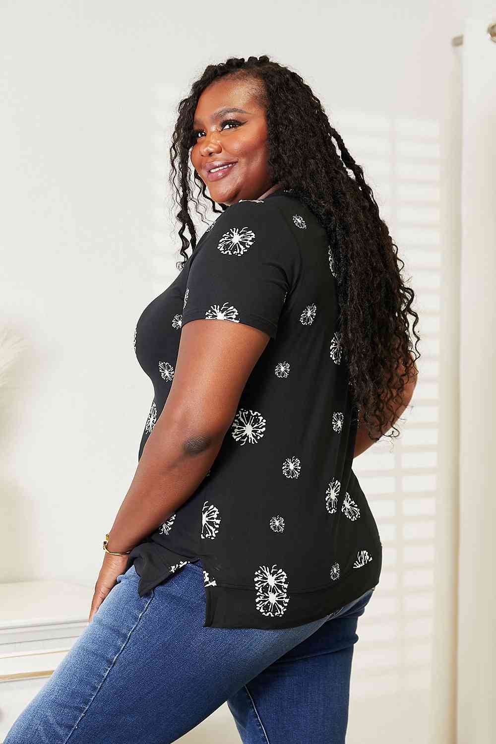 Double Take Dandelion Print Round Neck T-Shirt, Also in Plus sizes-Trendsi-SatinBoutique