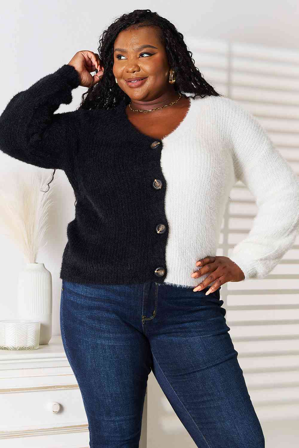 Woven Right Contrast Button-Front V-Neck Cardigan, Also in Plus sizes-Trendsi-SatinBoutique