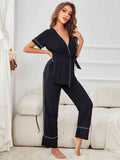 Contrast Piping bälte topp och byxor Pyjamas Set av minimalistisk och blygsam stil.