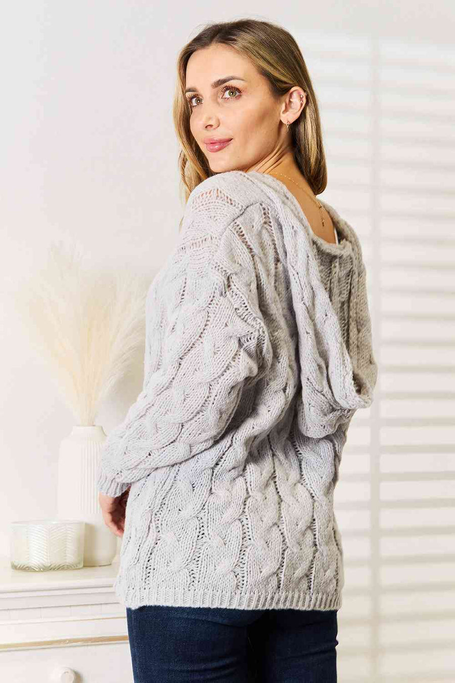 Sweater Berkerudung Rajut Kabel Tenun Kanan-Trendsi-Abu-abu Muda-S-SatinBoutique