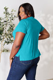 Camiseta básica Bae tamanho grande com gola redonda e manga curta